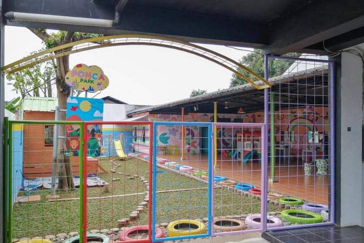 Laponca Residence Pondok Cabe Syariah Redpartner Buaran Eksteriør billede